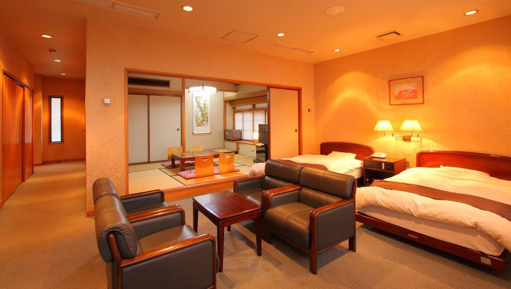 Kasugai View Hotel Fuefuki Ngoại thất bức ảnh