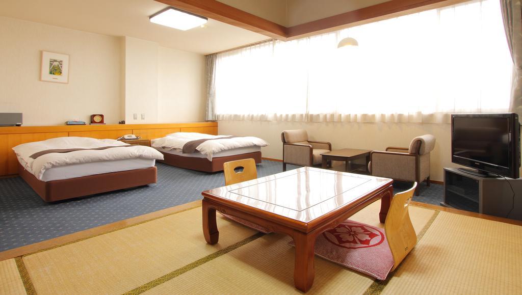 Kasugai View Hotel Fuefuki Ngoại thất bức ảnh
